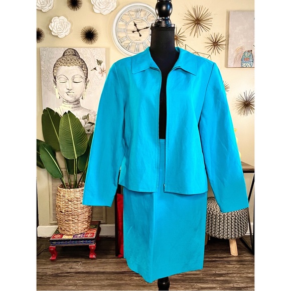 Lord & Taylor Linen Skirt Set - Picture 3 of 8